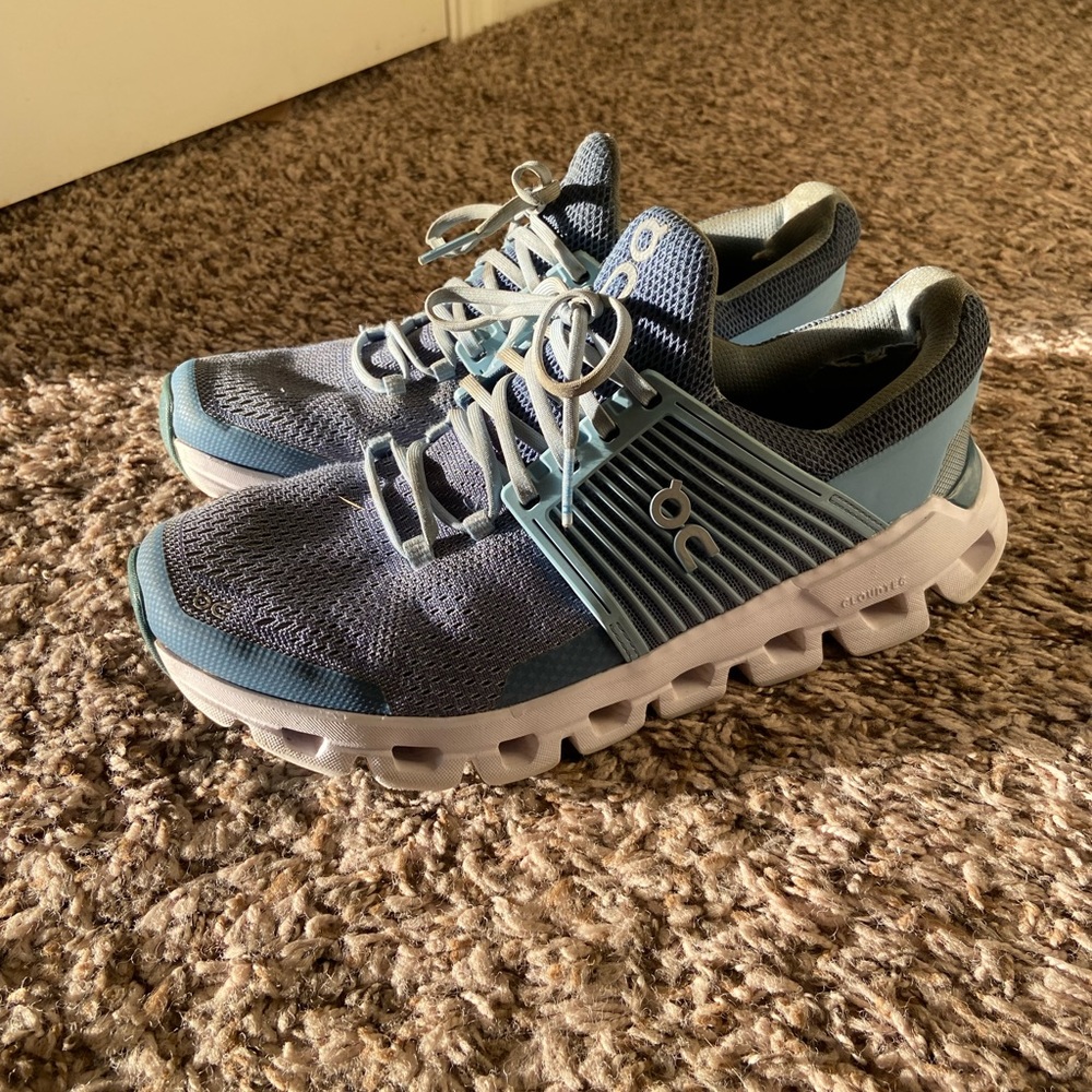 On Running Women’s Cloudswift Sneaker